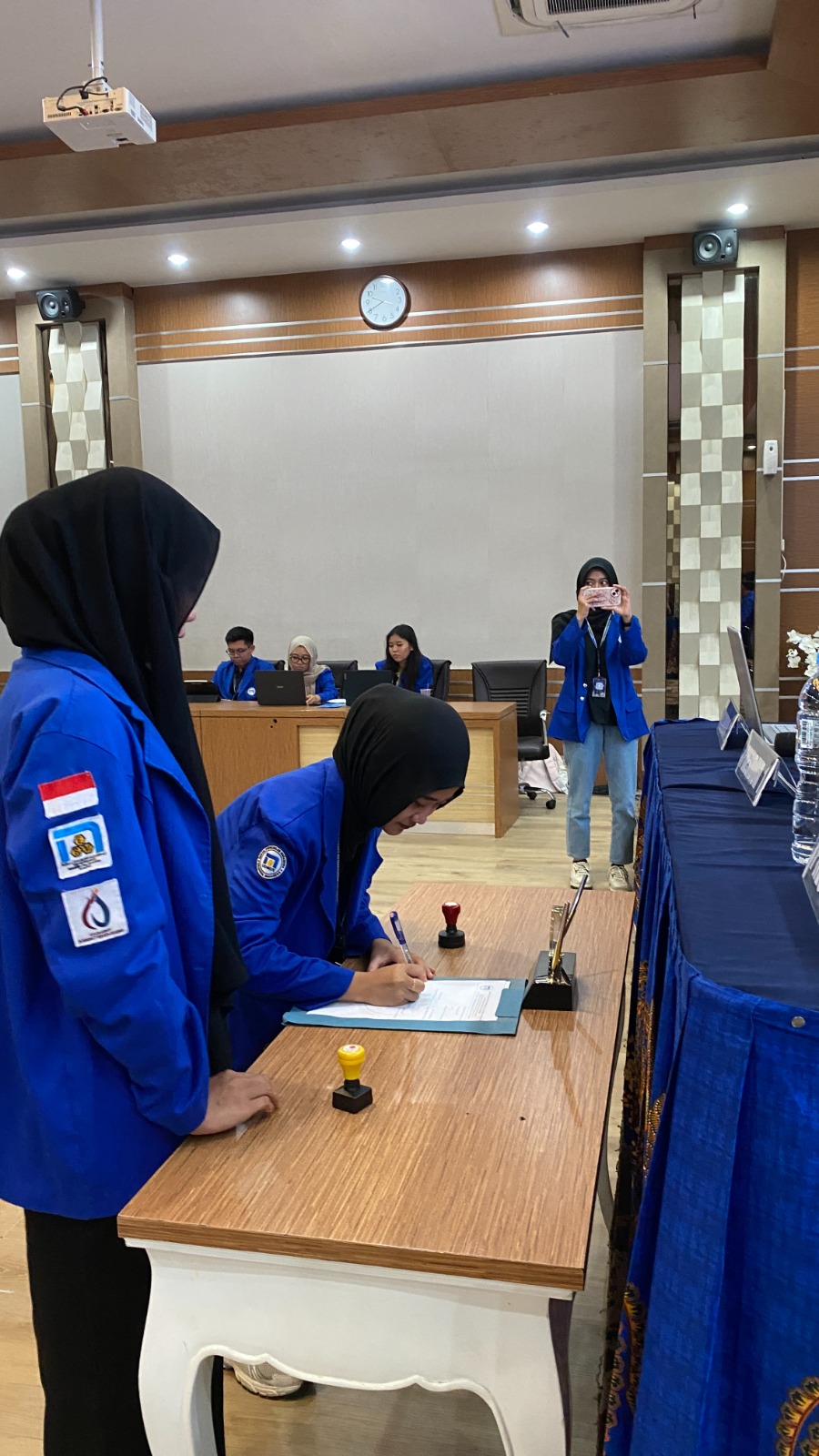 Pengesahan UU (Hari Kedua)